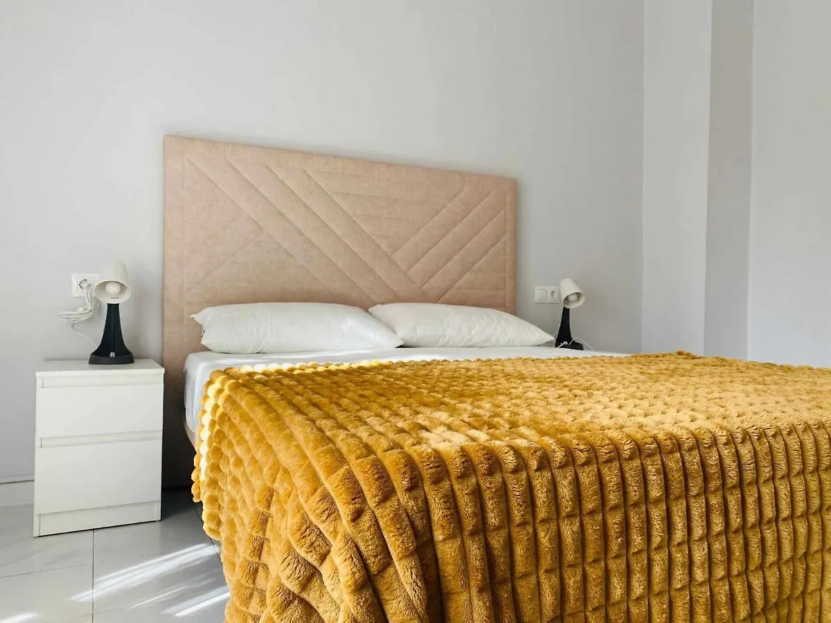 Bonita Casa Centrica Con Piscina & Parking Apartment Torremolinos